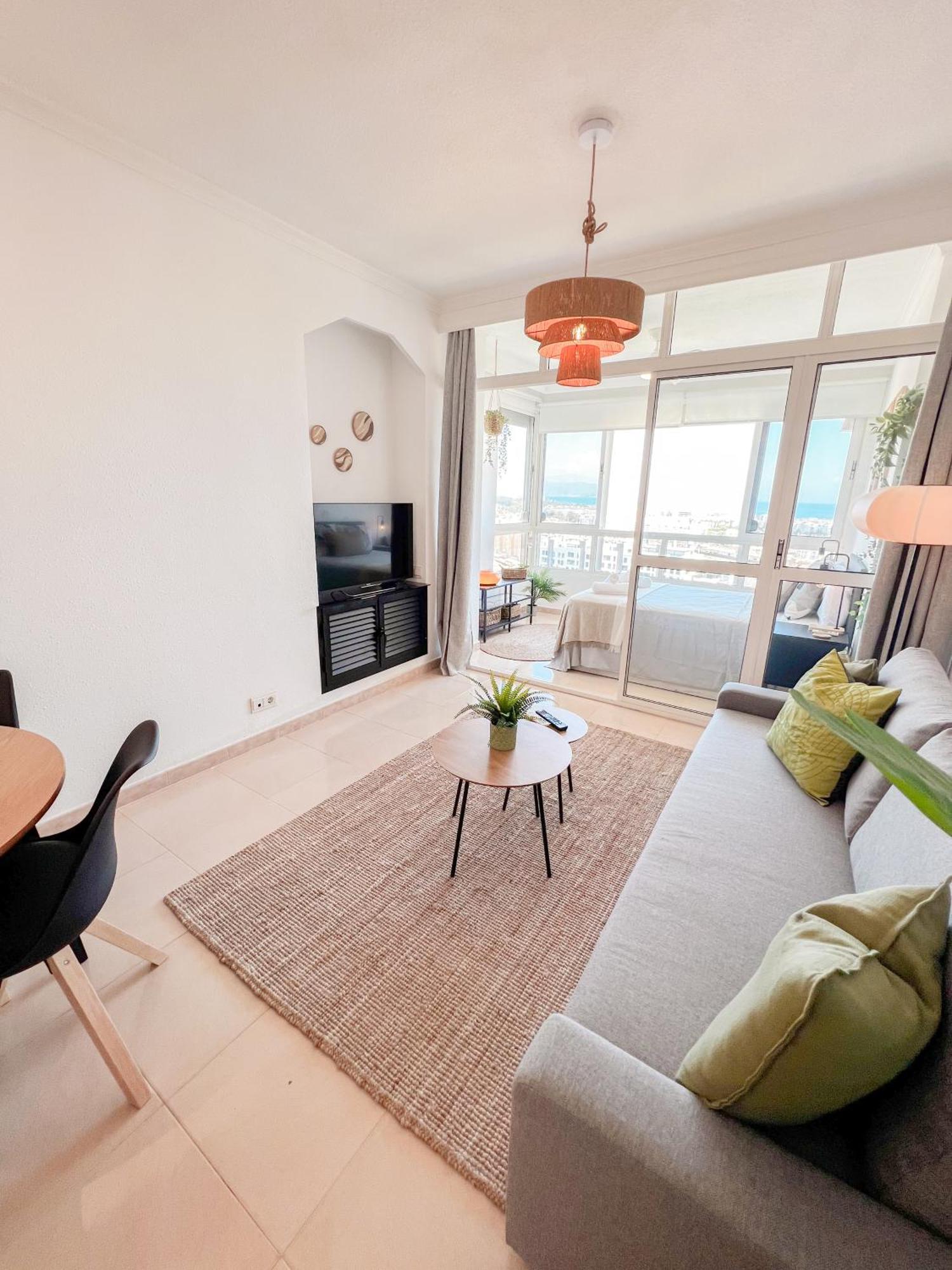 Appartamento Cozy Flat With Sea Views La Torre Torremolinos Esterno foto
